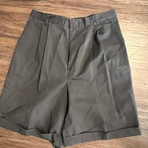 Vintage pleated shorts